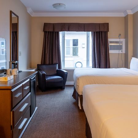 Irwin'S Mountain Inn Банф Экстерьер фото